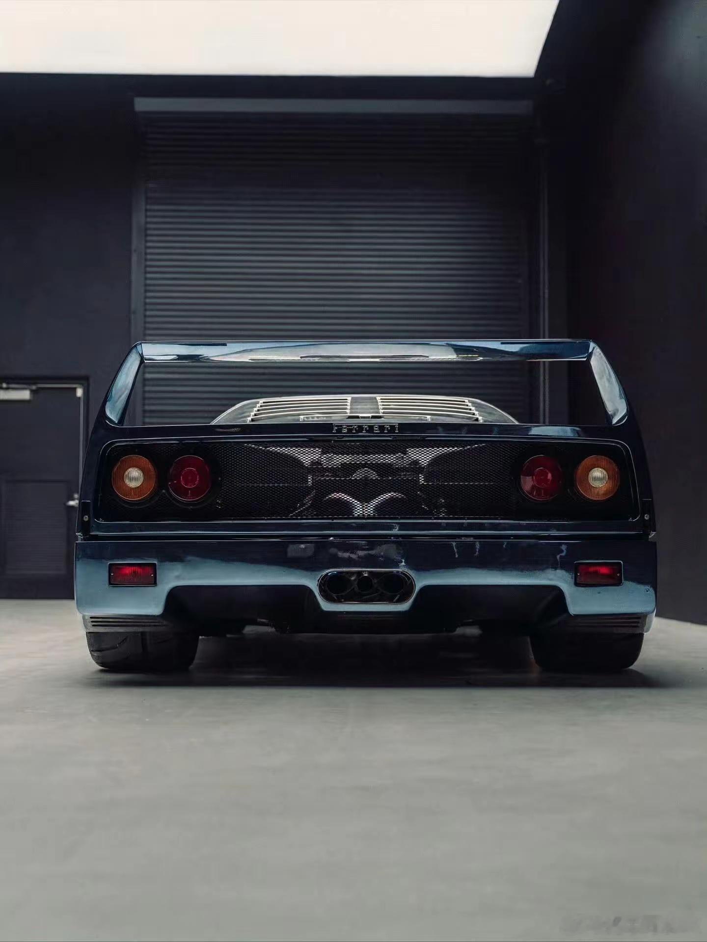 法拉利F40，拉丝金属漆质感太顶了！（图源网络，侵删）法拉利