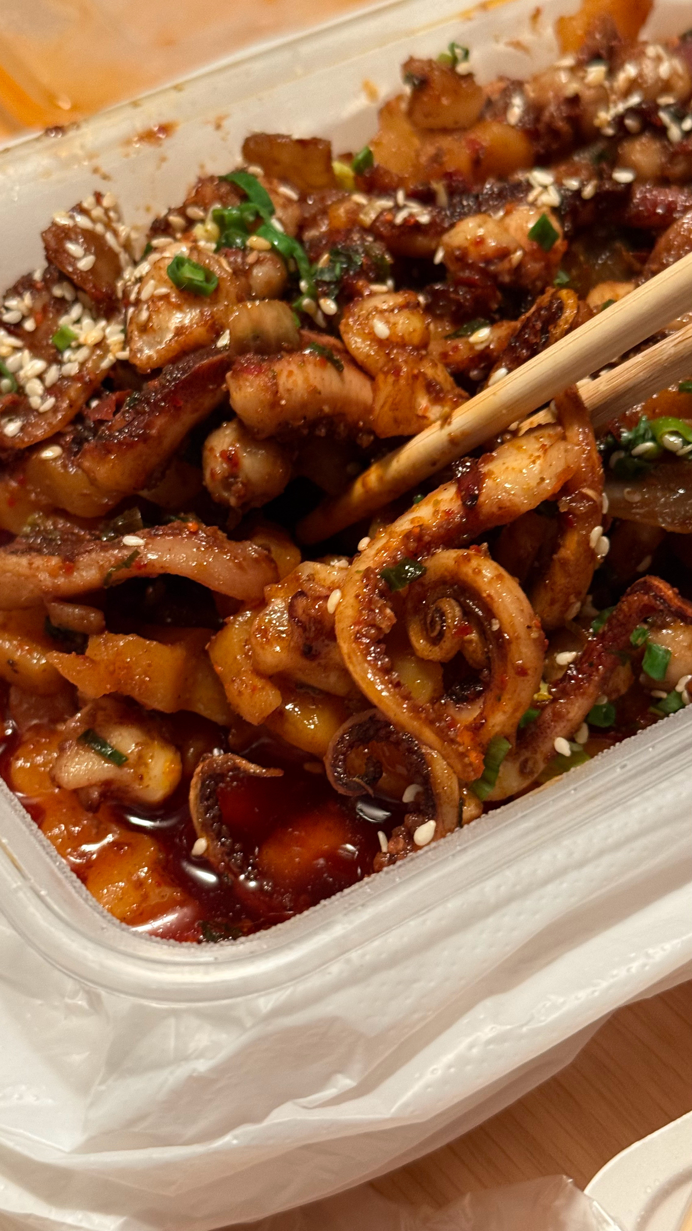 为了吃这口铁板鱿鱼也就绕了半个小时[doge]​​​