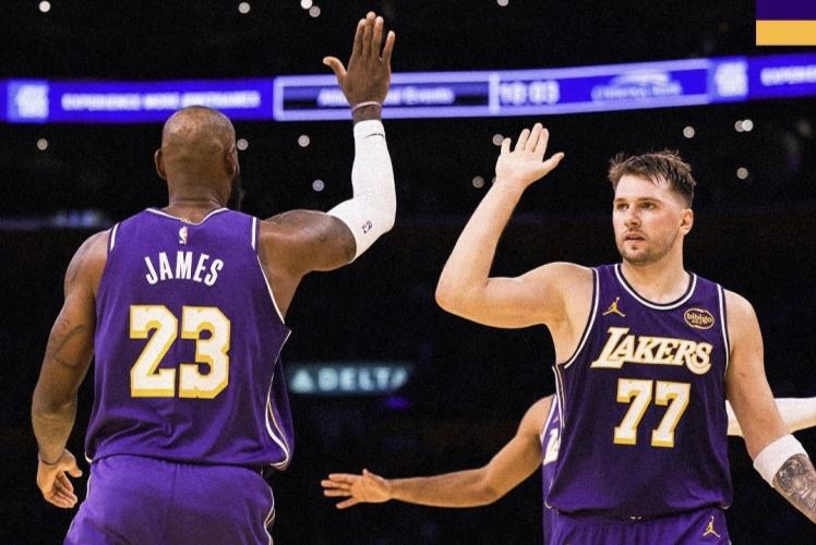 数据帝：东契奇刷6项纪录追平哈登历史第一，詹姆斯一纪录超六大球星总和！一、在湖