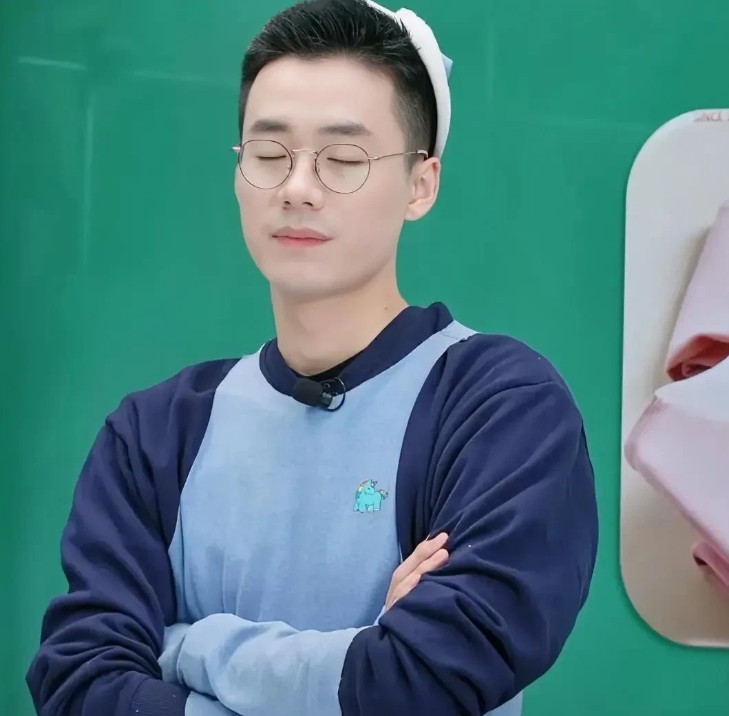 为什么当红主播顿顿要离开东方甄选？我现在终于懂了，跟他合约到期了也许有关系，