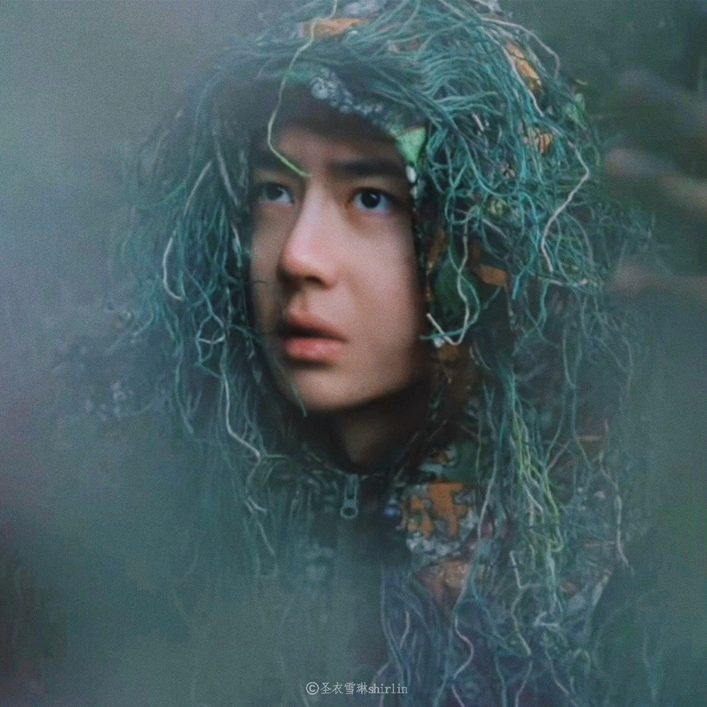 王一博新纪录片定档10.24王一博纪录片《寻护者2》看见豹之地已定档。王一博不辞