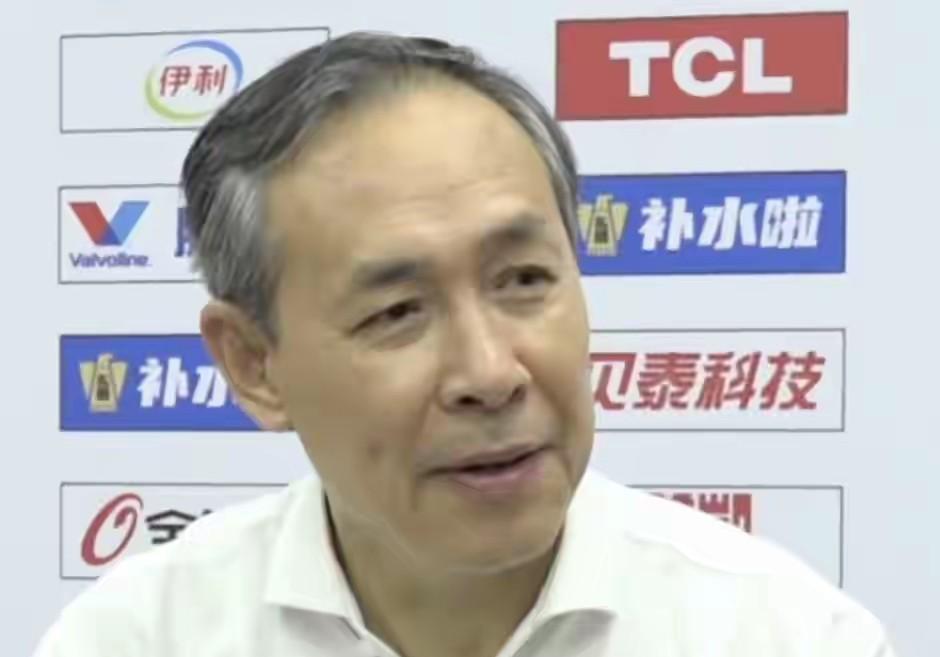 广东加时绝杀北京，这场球看完真是让人唏嘘，最后那个球进得漂亮，但赛后讨论最多的还