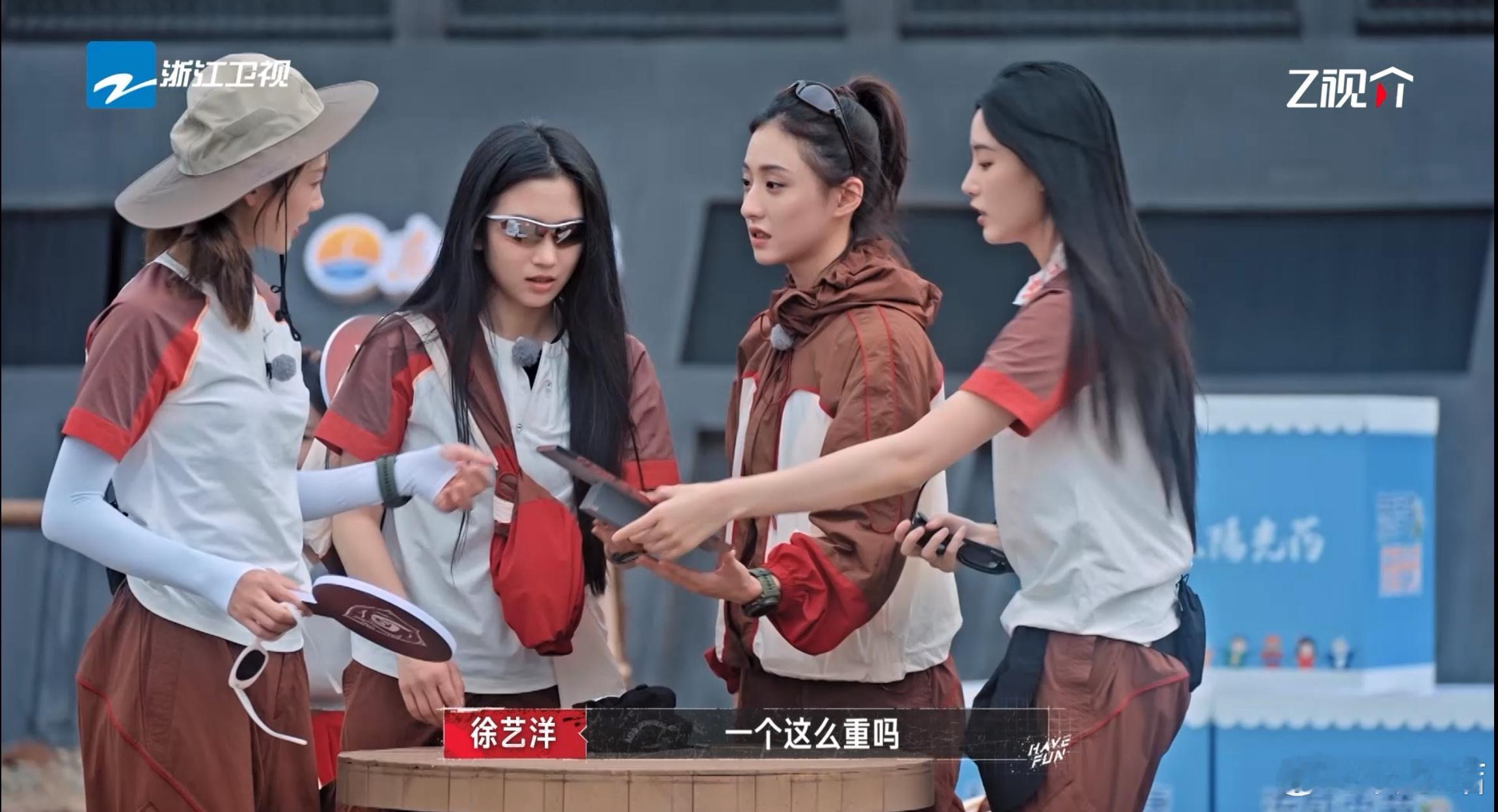 程潇说为什么瘦一斤这么难嗨放派狠狠共鸣了家人们！看程潇吐槽瘦一斤好难，我直接原