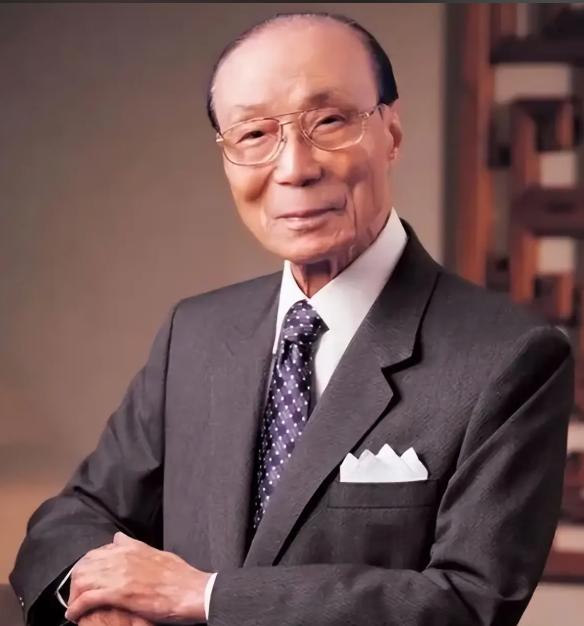 2014年，邵逸夫去世，意外的是，原配的四个儿女无人愿意接手200亿遗产。3年后