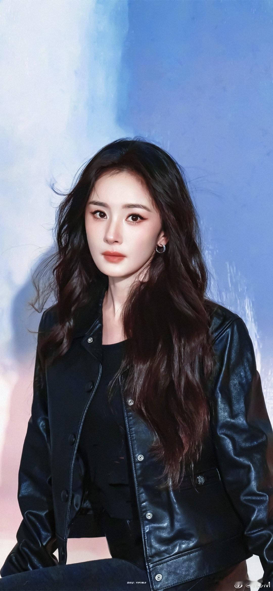 杨幂今年又白干了林永健老师说的很明显她今年很低调，基本上很少出来营业，林永健