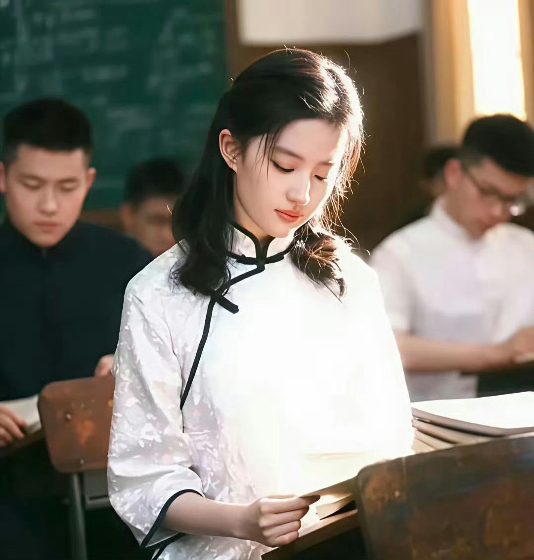 如果当时是刘亦菲演冷清秋，董洁演白秀珠效果会怎样？？