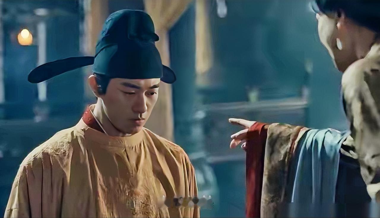 郭威的两个亲生儿子、三个侄子、养子柴荣的妻儿，连襁褓中的婴儿都没放过。《新五代史