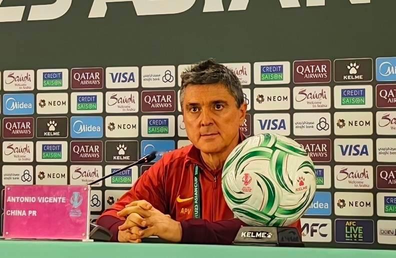 【安东尼奥：我为球队感到骄傲；今天的比分有点太大了】懂球帝记者现场报道，不敌日本