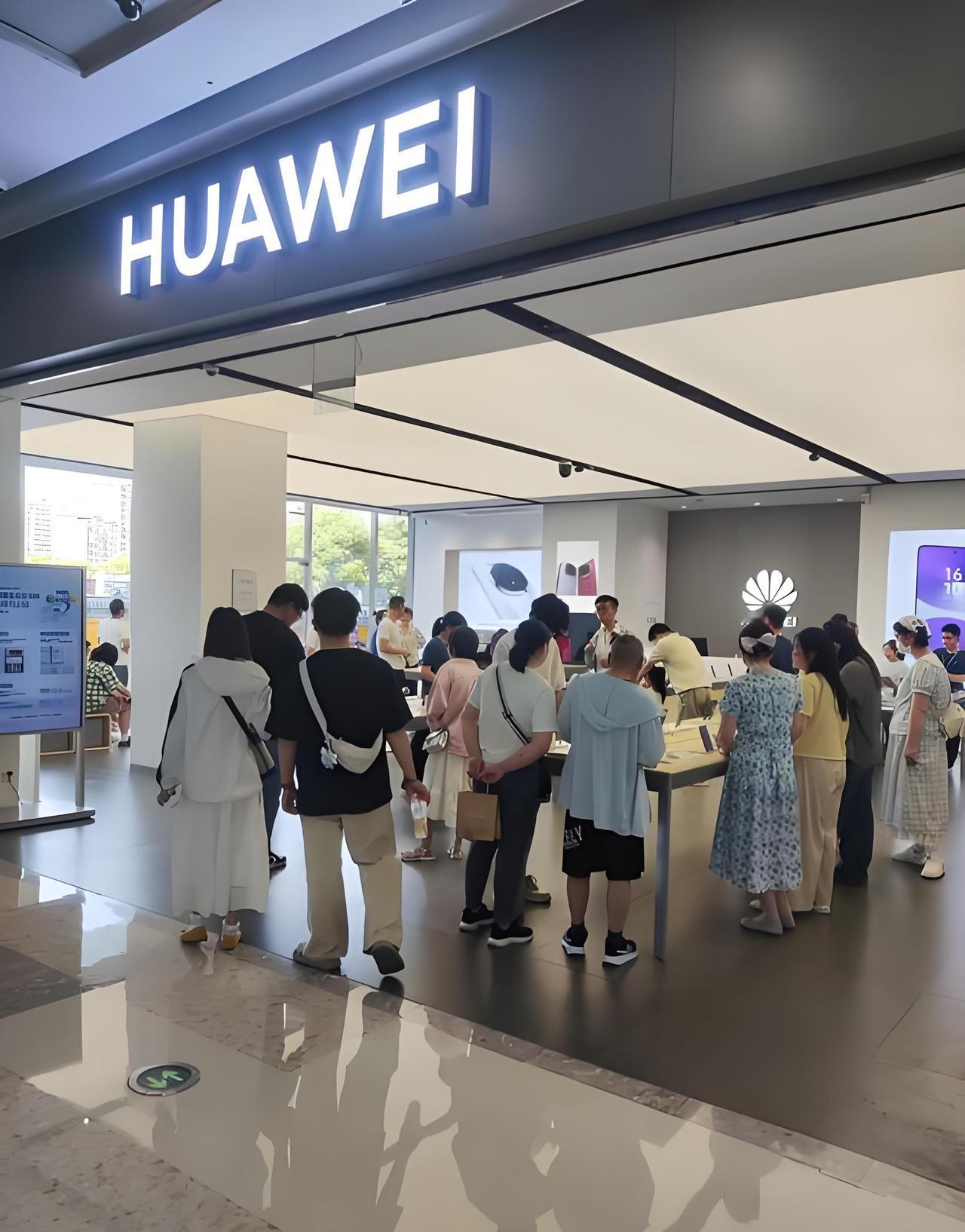 为啥现在人都不爱换新手机了？不知道大家有没有发现，以前手机两年一换很正常。