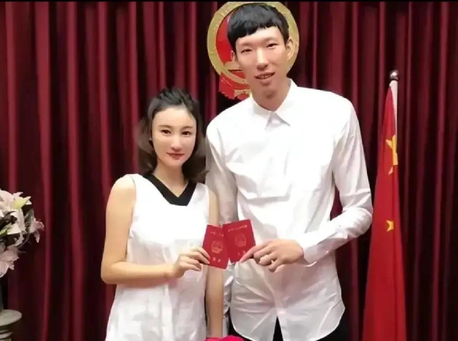 周琦不愧为“大魔王”，在北京队是顶薪600万元，加上全运会为四川队效力的600万