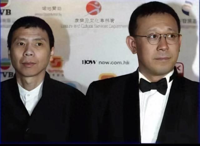 冯小刚为什么不敢惹姜文？昨天看见一篇这个文章拿去问舅舅，舅舅竟然反问我了；