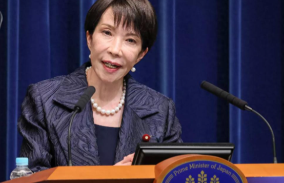 比“高市毒苗”还危险的事出现！中国绝不忍让，挥出铁拳反击日本日本政坛的风向，