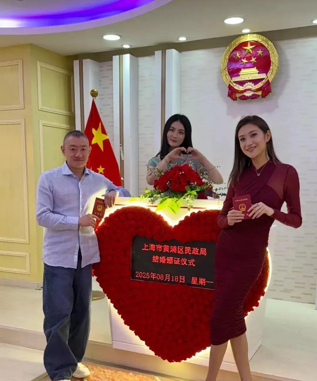 汪雨，找老婆的眼光真不挑！挑来挑去，挑了一个感觉自己驾驭不了的老婆，这女生在身