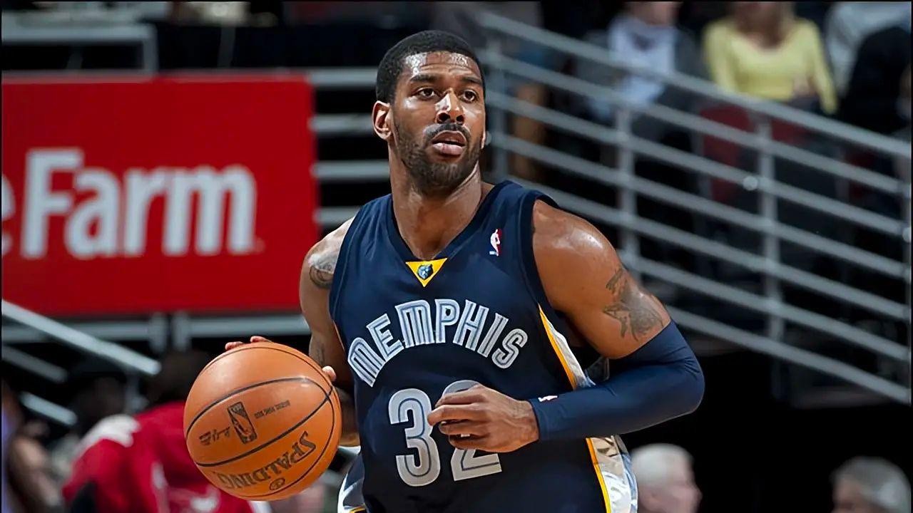 08新秀科比接班人,NBA最强高中生代表,天才如何3年自毁亿元身价