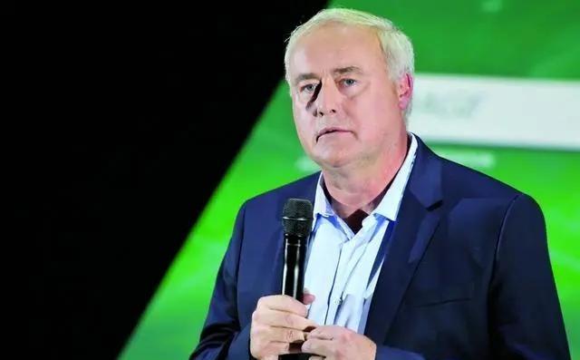 特朗普胜选后正准备联合台积电制裁中国芯片的时候。谁知全球第三大芯片公司意法半导体