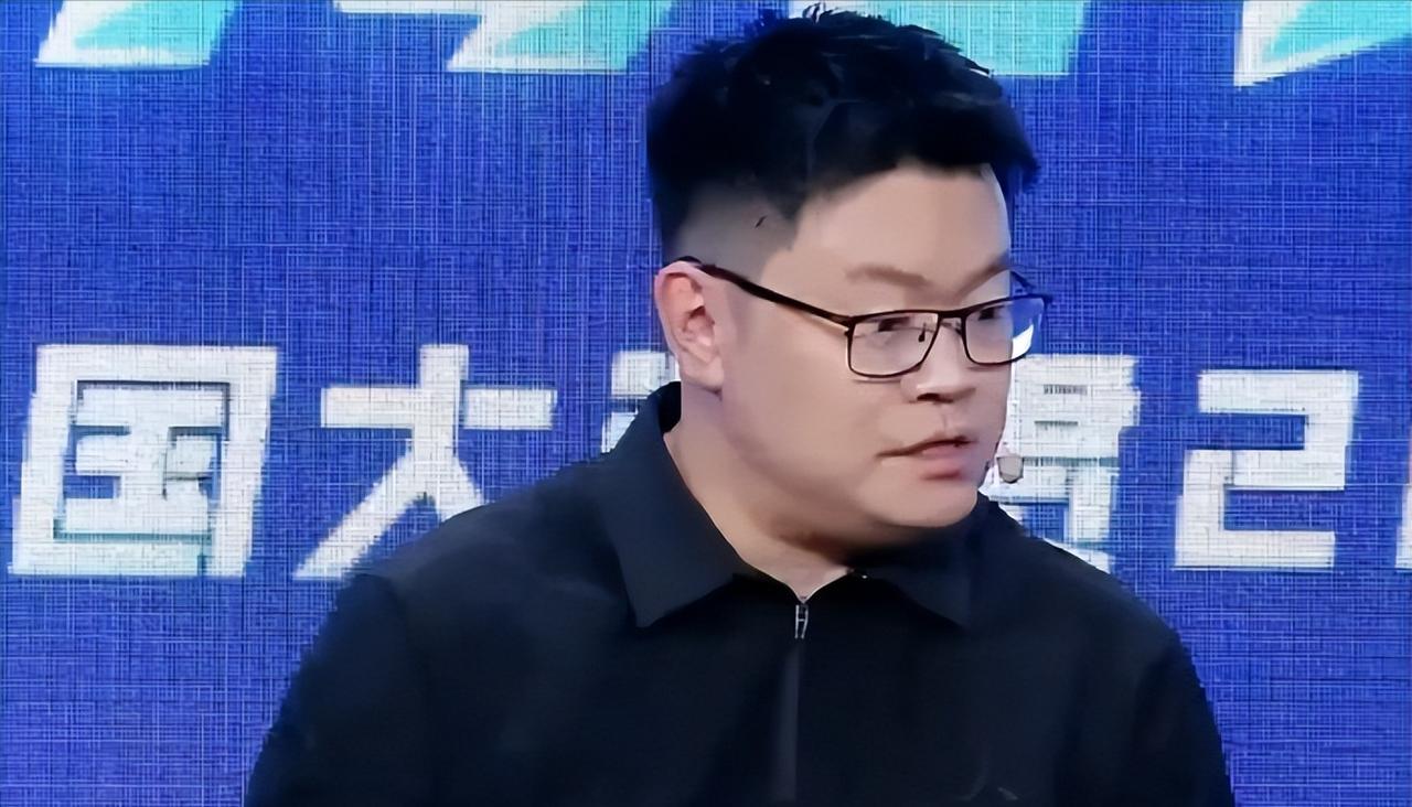 侯英超的眼光太毒了，一眼就看穿曼昱的小心思，放弃全锦赛实属无可奈何，都以