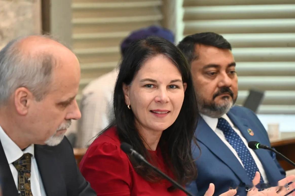 联合国答应中国了北京时间4月29日，第80届联合国大会主席贝尔伯克奔赴北京，