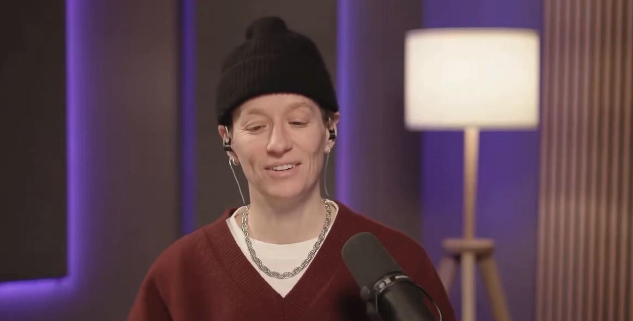 美国女足的前队长Megan谈谷爱凌的选择： 两个人看起来完全不是一个赛道，