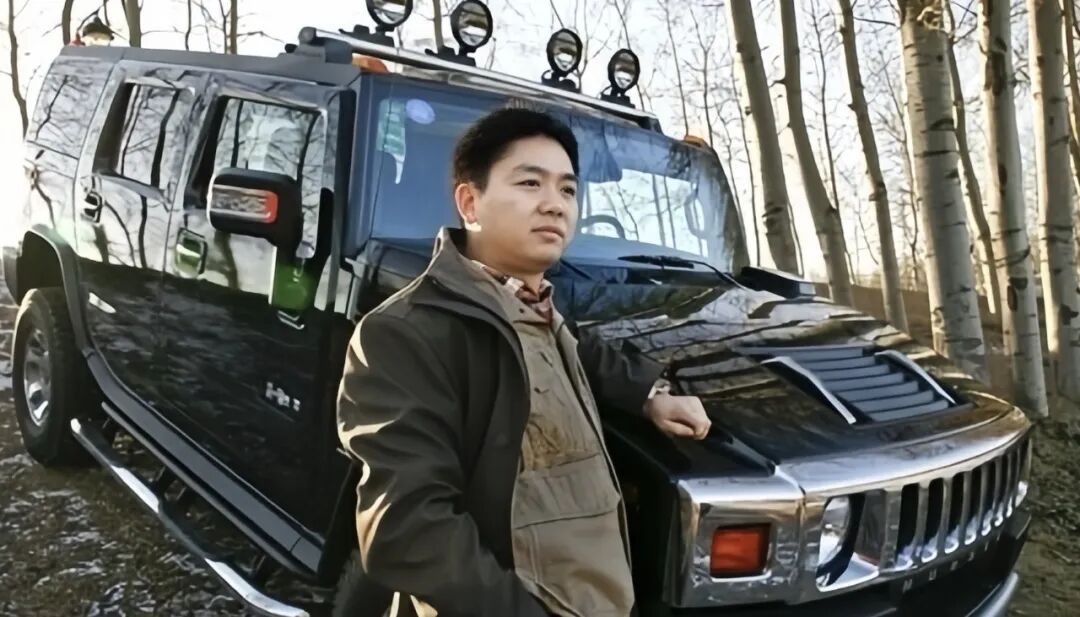 刘强东新车惊艳亮相, 炸翻全网