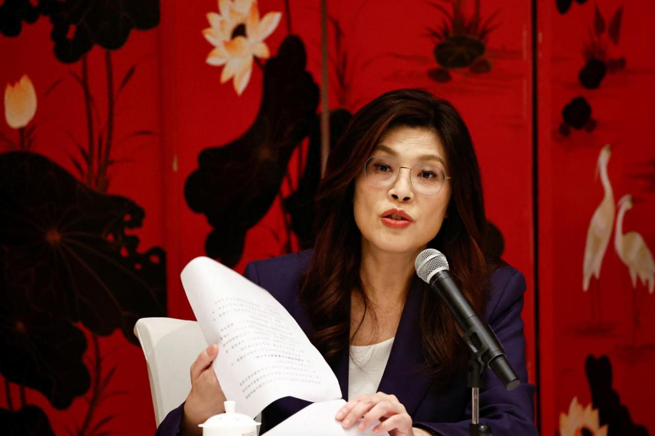 这次终于敢亮剑了，在岛内的政治舞台上，马英九、朱立伦、侯友宜、郭台铭、韩国瑜、蒋