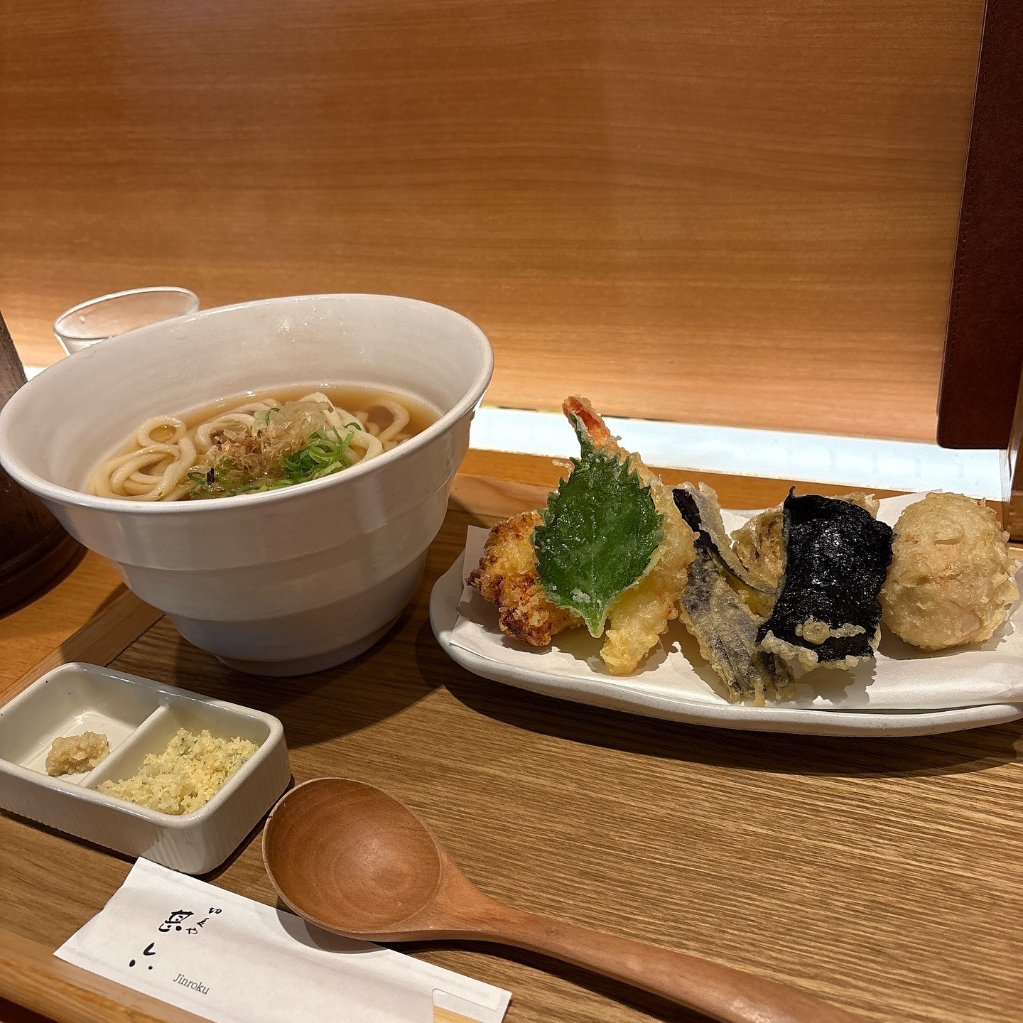 相楽伊織「美味しいおうどん食べた🍲天ぷらが美味しすぎたぁ！」​​​