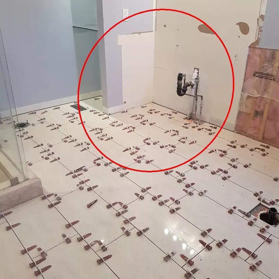 北京租客退房纠纷升级！💢押金全扣后房屋遭恶意破坏事情闹大了！北京房东因租客延