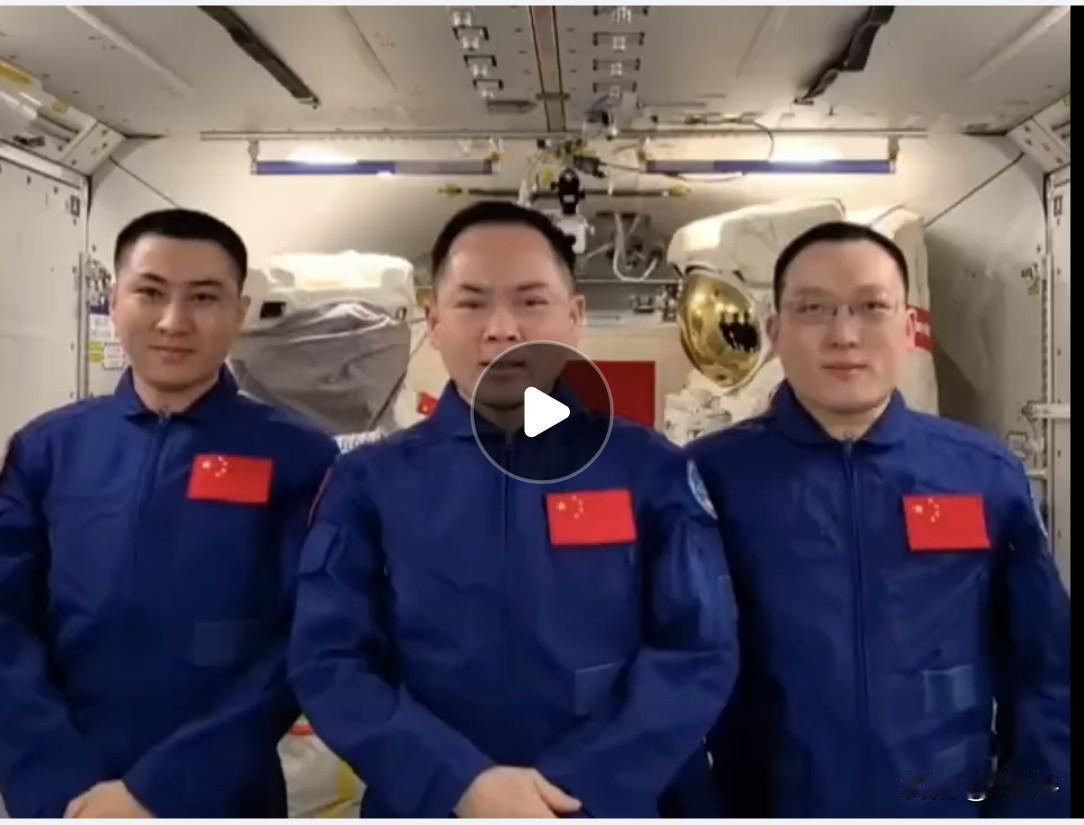 这才是航天日该有的样子……今天是4月24日。请记住，今天是中国航天日。今天是我