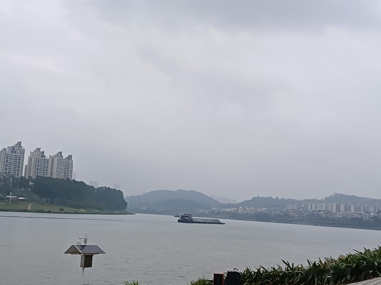 在广西调研了3天，重点应该是来察看平陆运河的建设情况吧！走访调研了南宁，钦州，