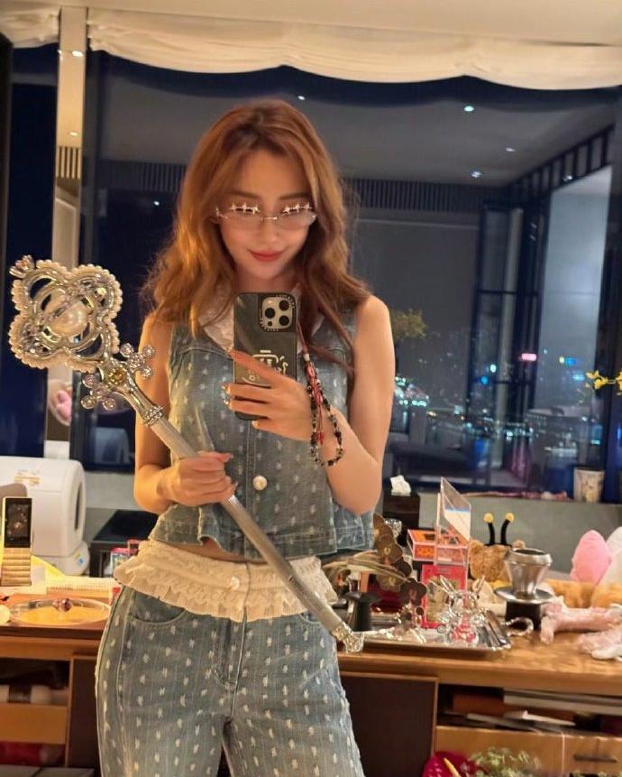 Angelababy杨颖的房子没了吗？在香港住的竟然是酒店​​​