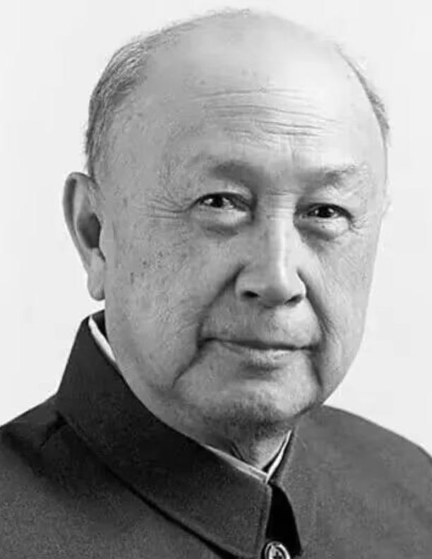 晚年，钱学森整天躺着，不爱说话，也不理人，家人以为他得了老年痴呆，谁知当医生问他