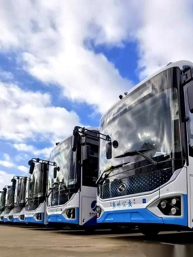 800辆新公交车。年底前，泉州要全换上。你敢信？我刚看到消息的时候，人都愣了