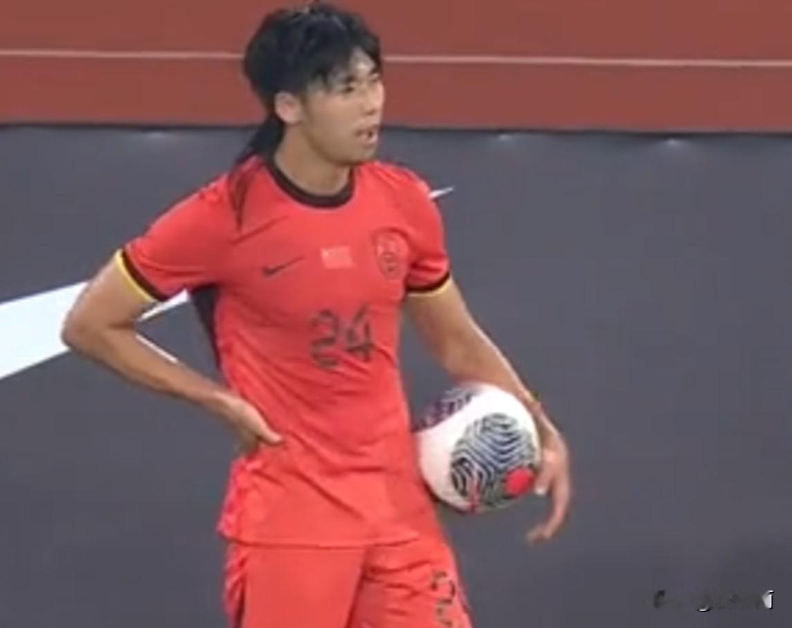 U22国足熊猫杯打韩国精神面貌不错，汪士钦的红指甲变成正常色了！上场对越南出任