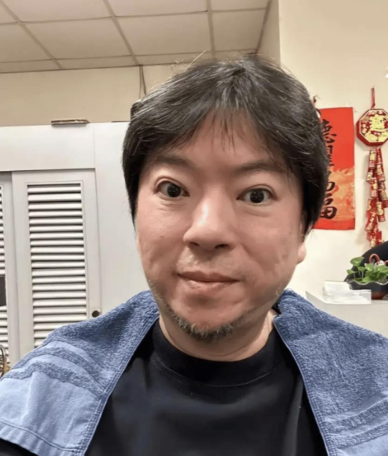 不是！？当初高晓松是怎么火的，好像还是打着才子的头衔火的！现在看来莫名其妙！