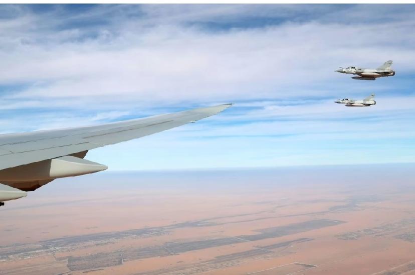 高规格！韩国总统李在明在阿联酋4架战机护航下抵达，开启四国出访外交。当地时间1