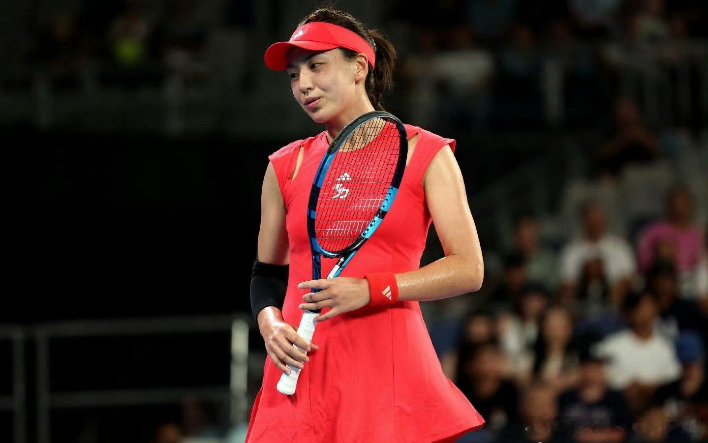 🟣WTA1000迪拜女单正赛首轮🇨🇳王欣瑜3-6/3-6不敌Q🇺🇸帕克