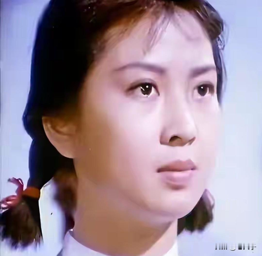 中国电影史人物之第1375位，吴海燕（1954年12月一）生于上海。五岁时开始