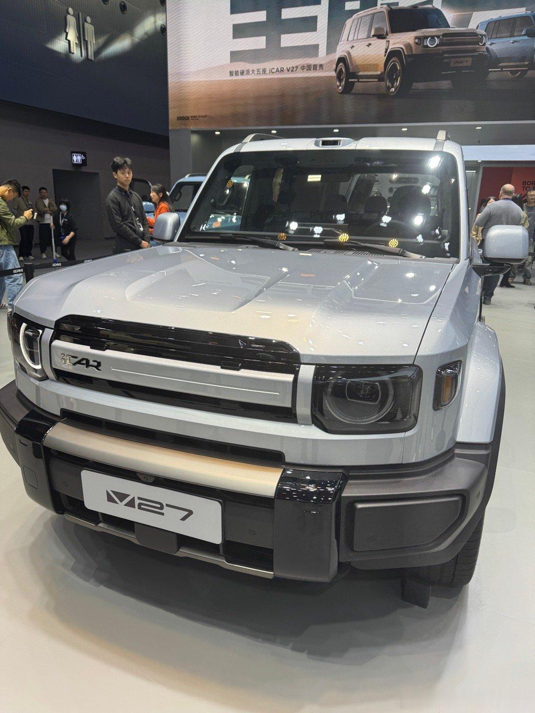 昨天去了一下icar展台，看了一下刚在亮相发布的发现两大惊喜：第一，真车比照