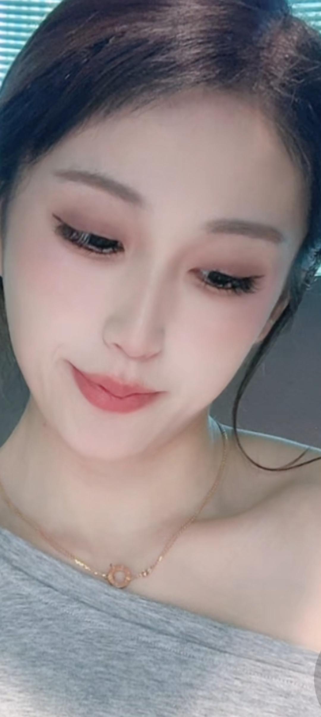 温柔微笑，岁月静好
