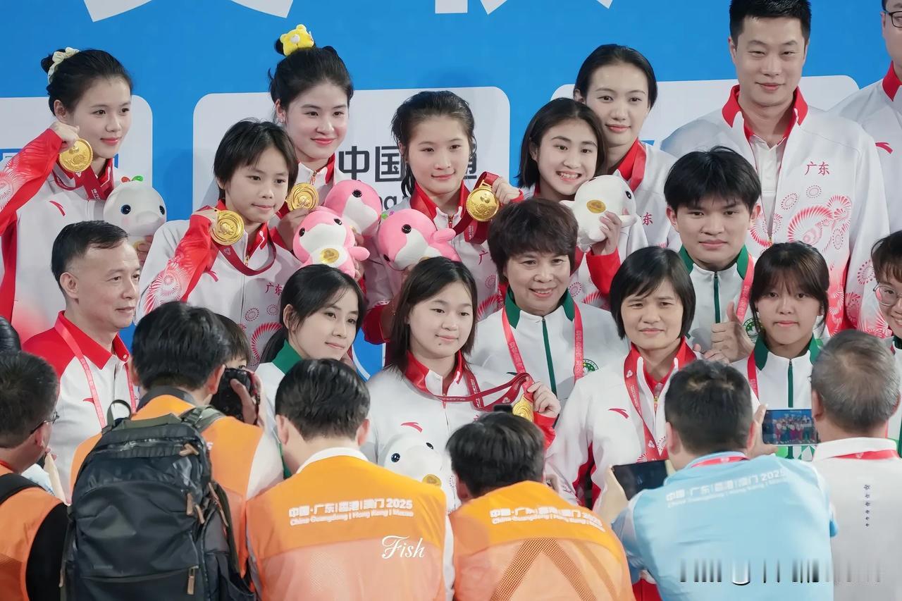 11月6日，第十五届全运会跳水女子双人10米台预赛成绩出炉。经过5轮比拼后，广东