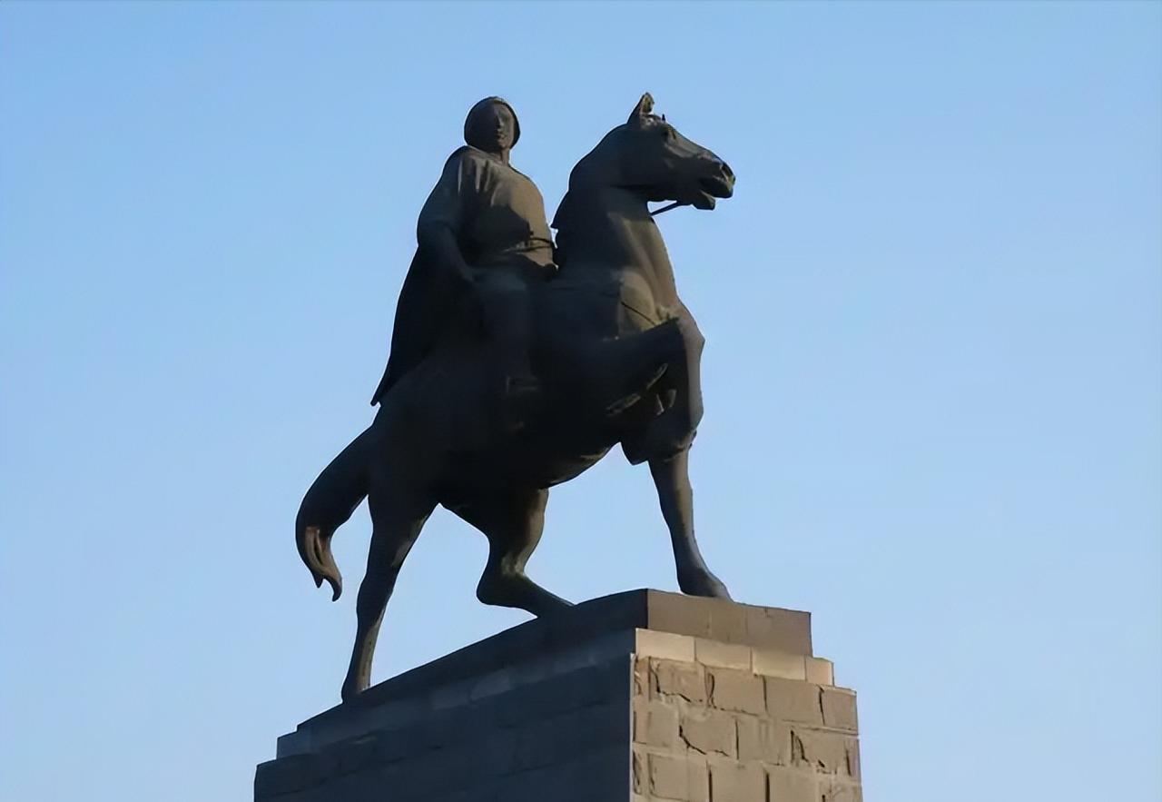 坐拥7000万两白银的李自成，最终输给了人性，北京城成了巨大的诱饵 李自成进