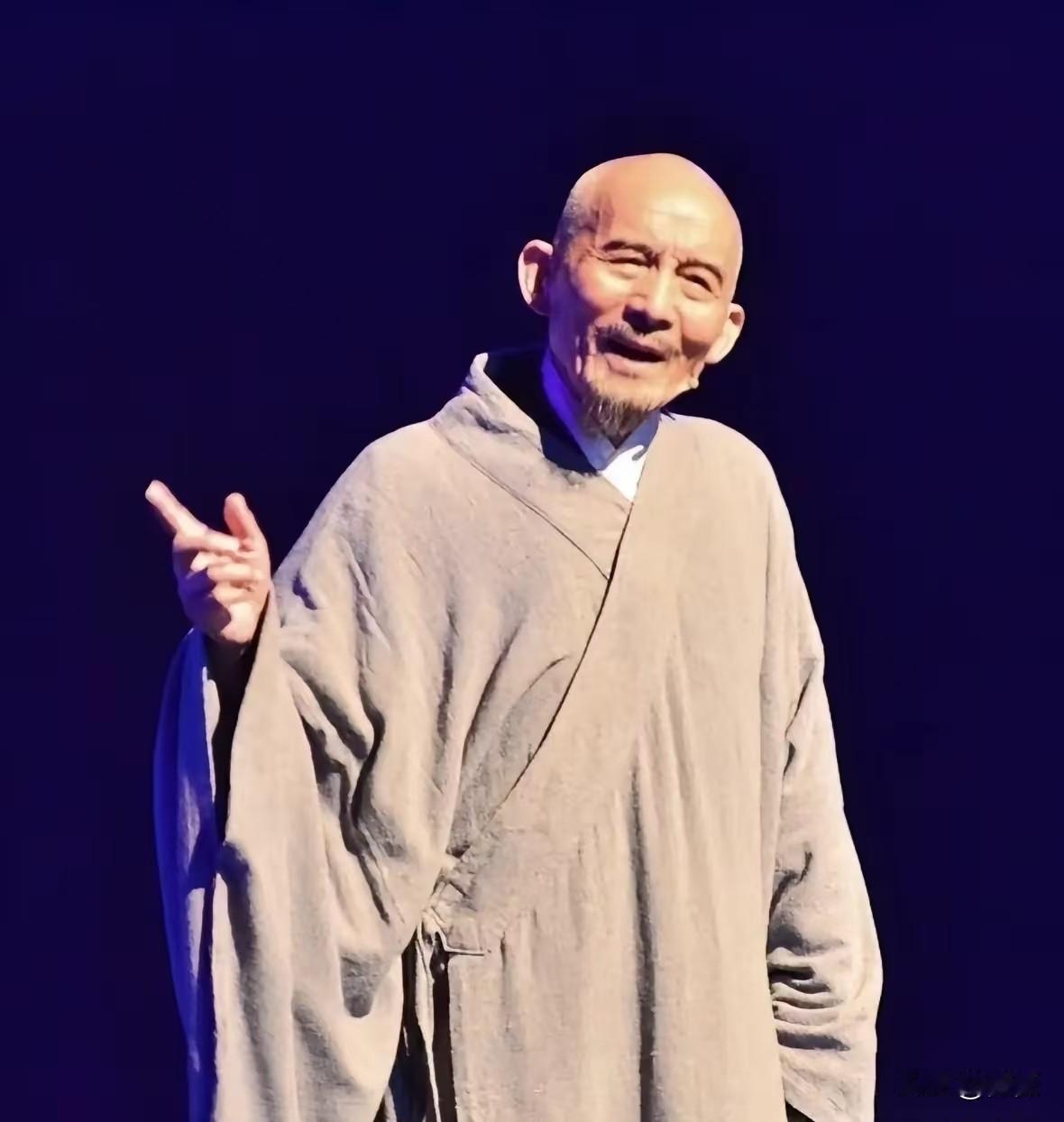 弘一法师说透了本质的话：“有福之人，必有“情劫”之痛。多数人在经历情劫之后，丢掉