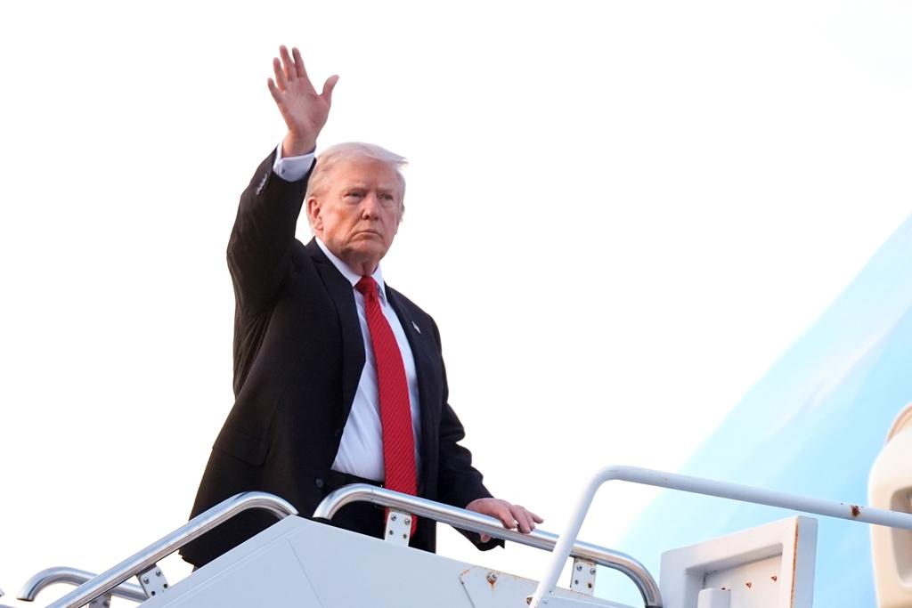 英伟达芯片遥遥领先10年？特朗普：绝不卖给中国！2日，特朗普在空军一号表示—