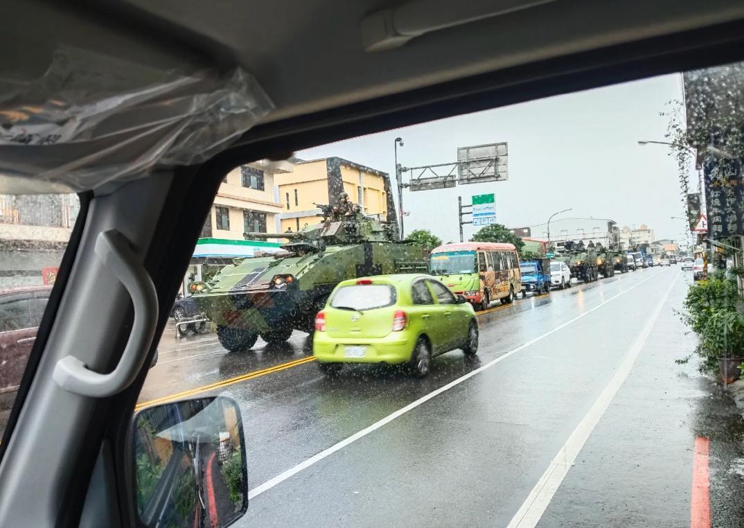 一天就分出高低了！我方远程火箭炮打击200多公里外目标，整个时间只需要4-5分钟