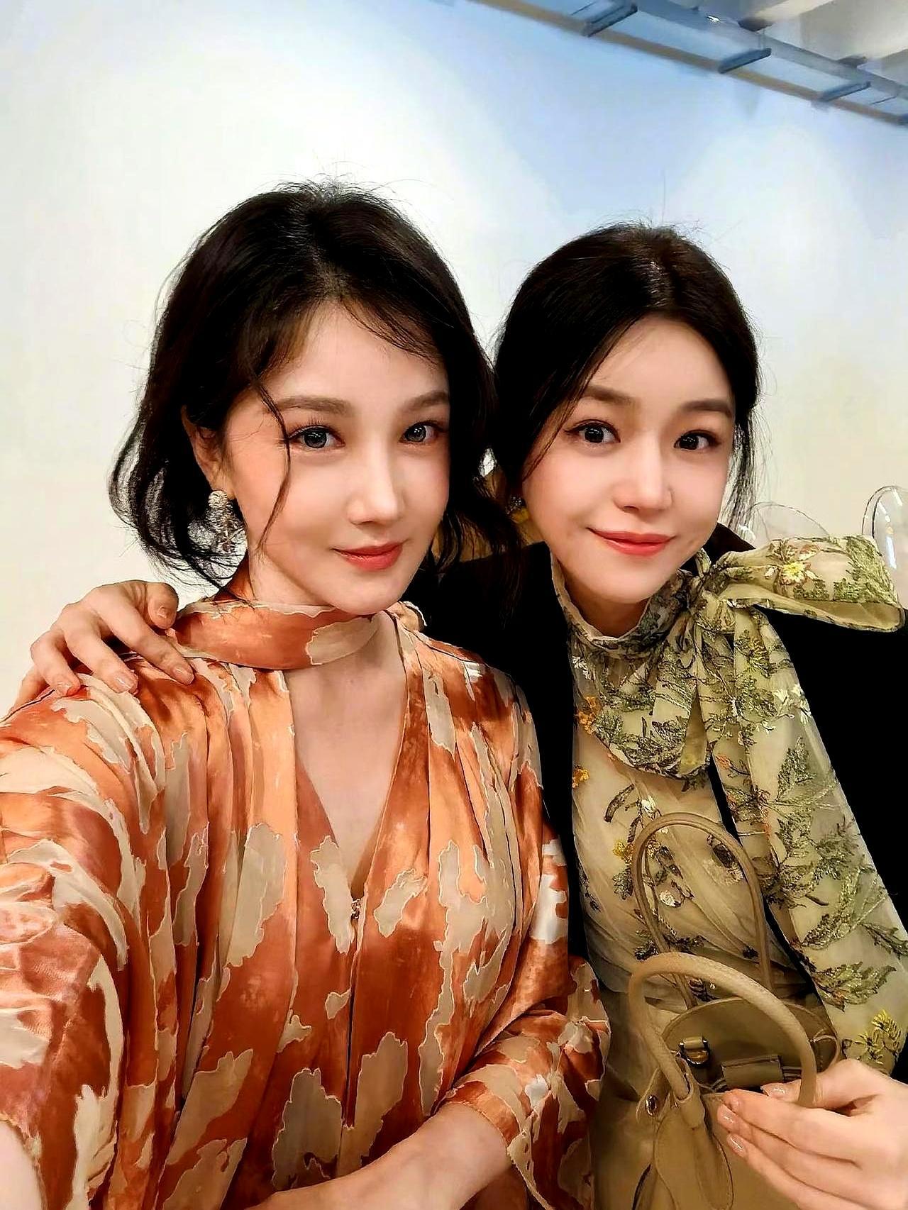 米兰街头，陈小纭一转身，路人愣住：这真是《小别离》里那个清秀姑娘？十次整骨