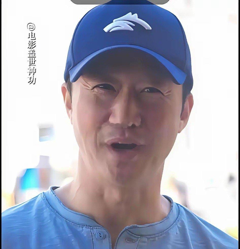 吴京亲口说不再拍战狼3，转身砸三亿拍明朝戚继光抗倭。横店已经搭好明代城墙，群演得