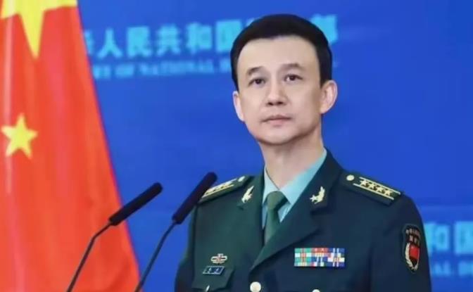 特朗普万万没料到，6国齐刷刷采购中国大量武器，突然武官换将，六国军购与中国武官换