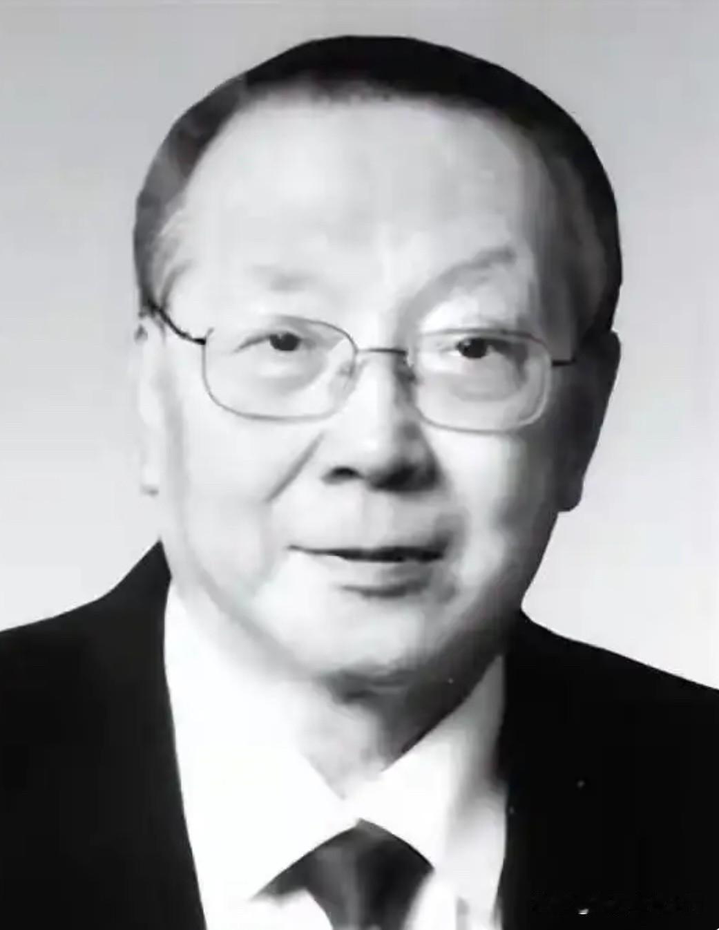 他51岁任四川省委副书记、四川省副省长。58岁历任甘肃省委书记、省人大常委会主任