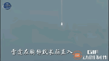 太震撼了！东风有此神技，“雷霆在胸静默长驱直入”，几乎是90度的高超音速攻击，谁