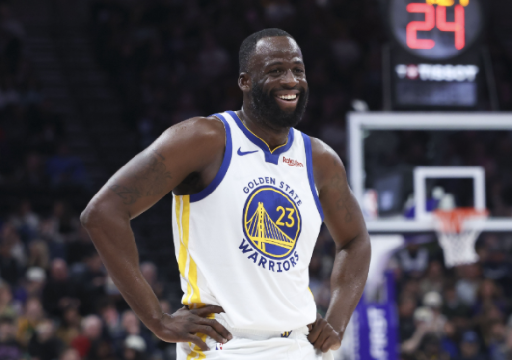 离谱！这还是勇士吗？客场打活塞，硬生生把比赛打成了大型自爆现场。最扎眼的不是10