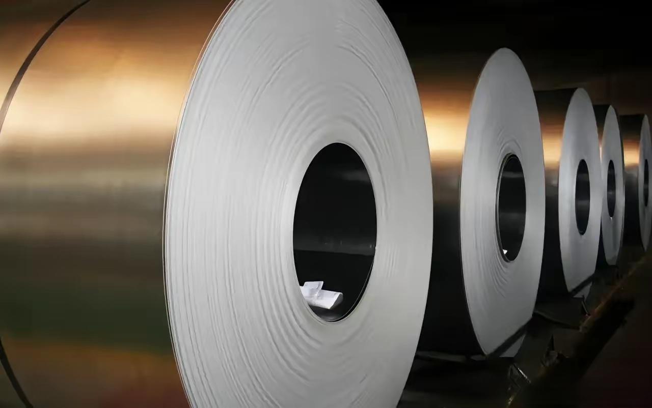 印度又出手了！就在12月18日晚，印度商务部直接宣布，从中国进口的那种用于电机、